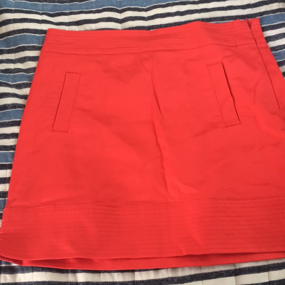 Vineyard Vines coral skirt NWOT never worn size 0
